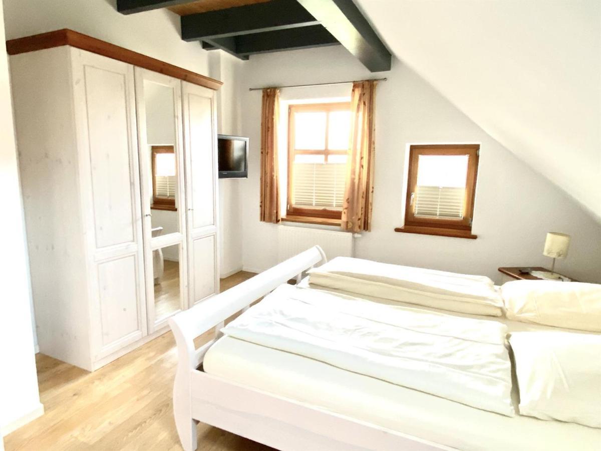 Oltmanns Ferienhaus Bummert Am Hafen Гретзиль Экстерьер фото
